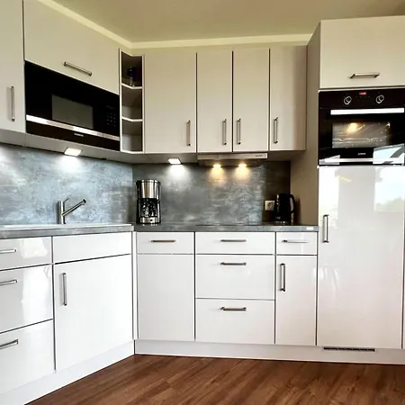Lejlighed Mit Aufzug Und Balkon Auf Ruegen *