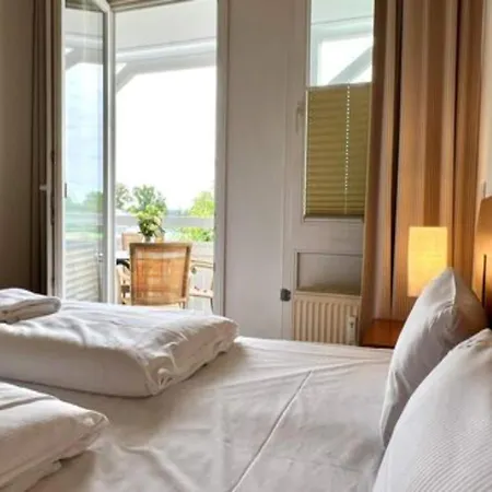 아파트 Mit Aufzug Und Balkon Auf Ruegen *